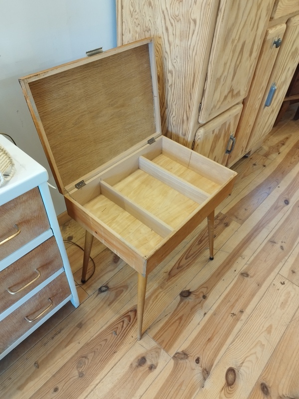 Travailleuse vintage