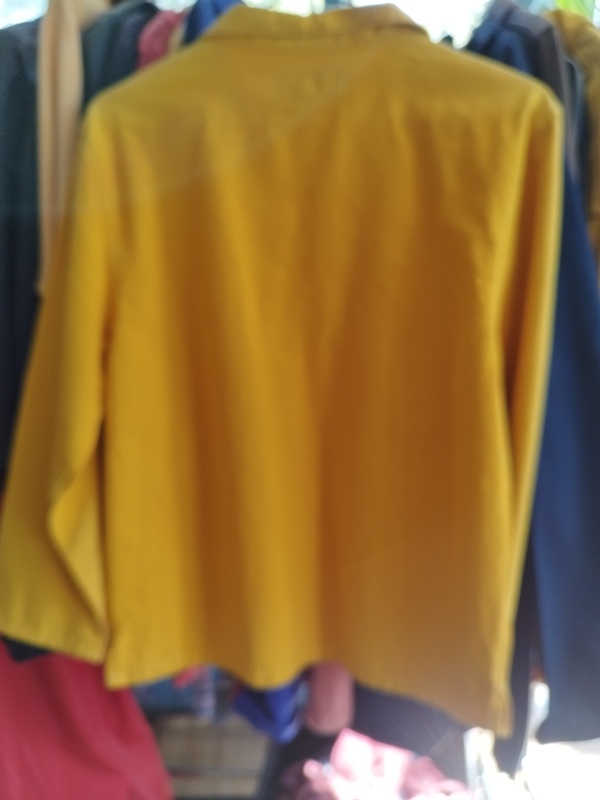 Vareuse Jaune douze ans 