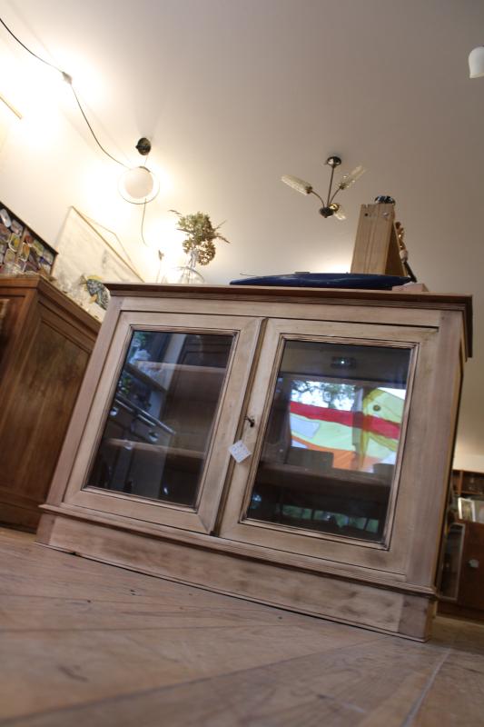 Vitrine basse XXe