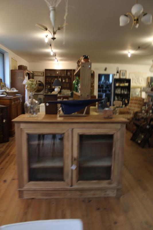 Vitrine basse XXe