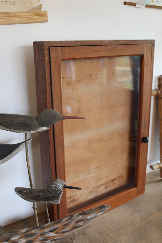 Vitrine clés de chambres d'hôtel